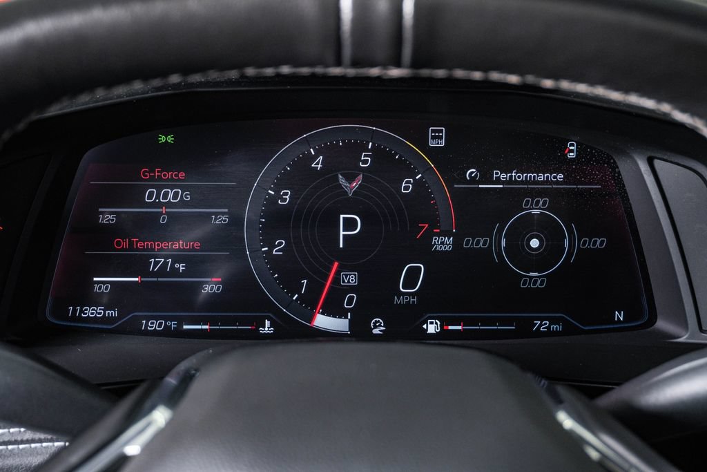 Used 2021 Chevrolet Corvette Stingray Preferred Cpe w/ Z51 Performance Package RWD image 23