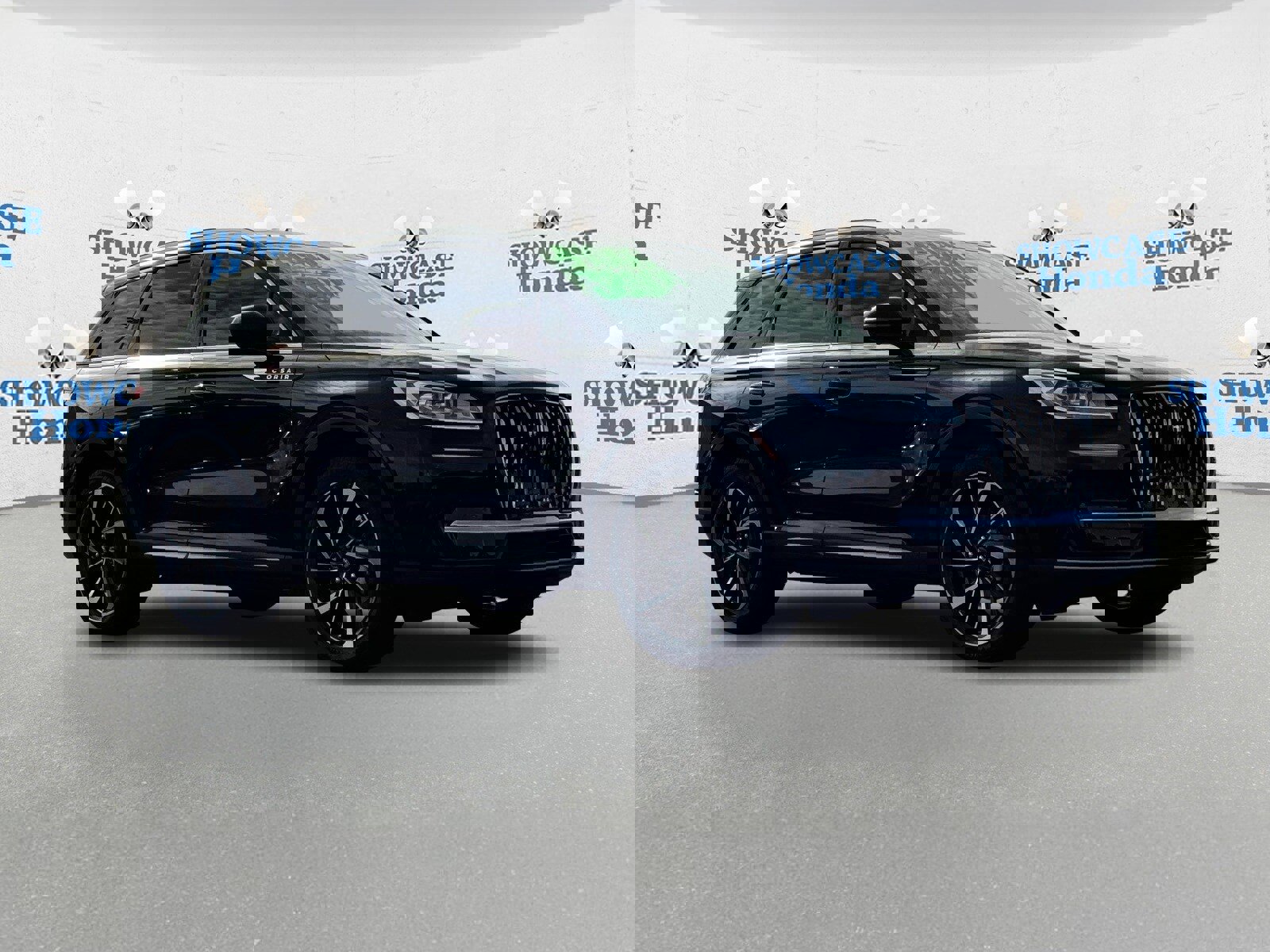 Used 2024 Lincoln Corsair Reserve w/ Equipment Group 201A image 10