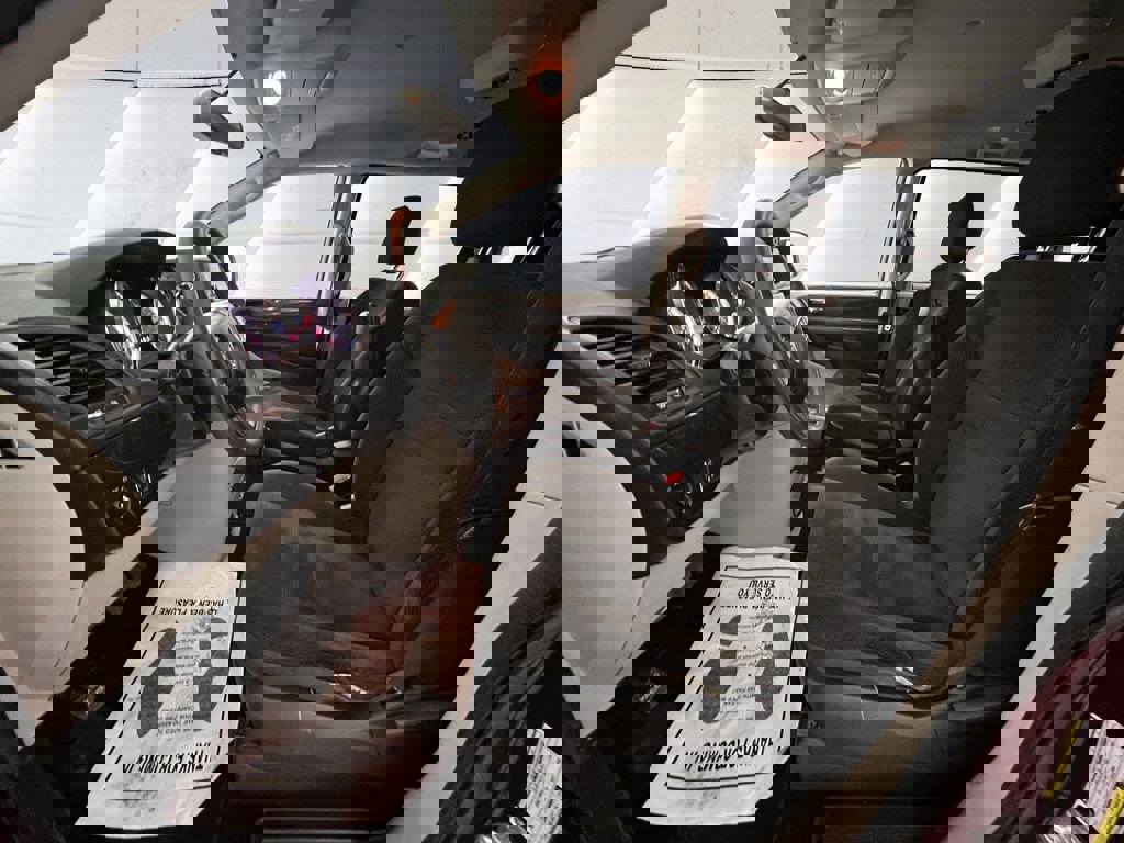 Used 2018 Dodge Grand Caravan SE w/ UConnect Hands-Free Group image 7