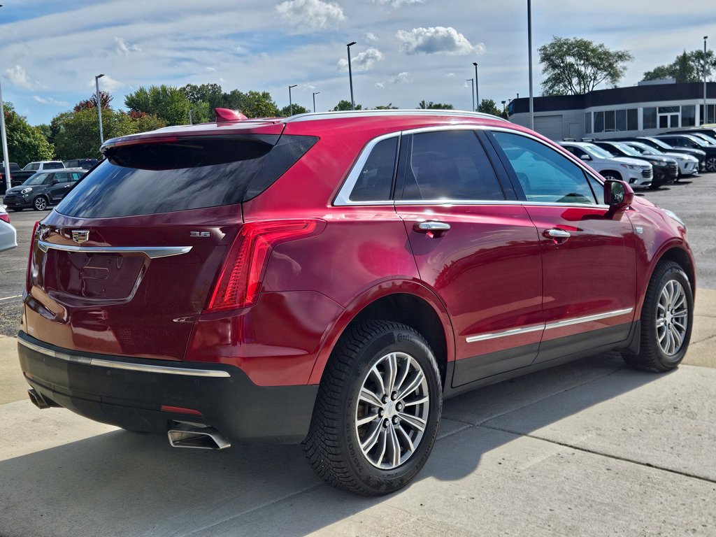 Used 2019 Cadillac XT5 Luxury AWD/4WD image 16