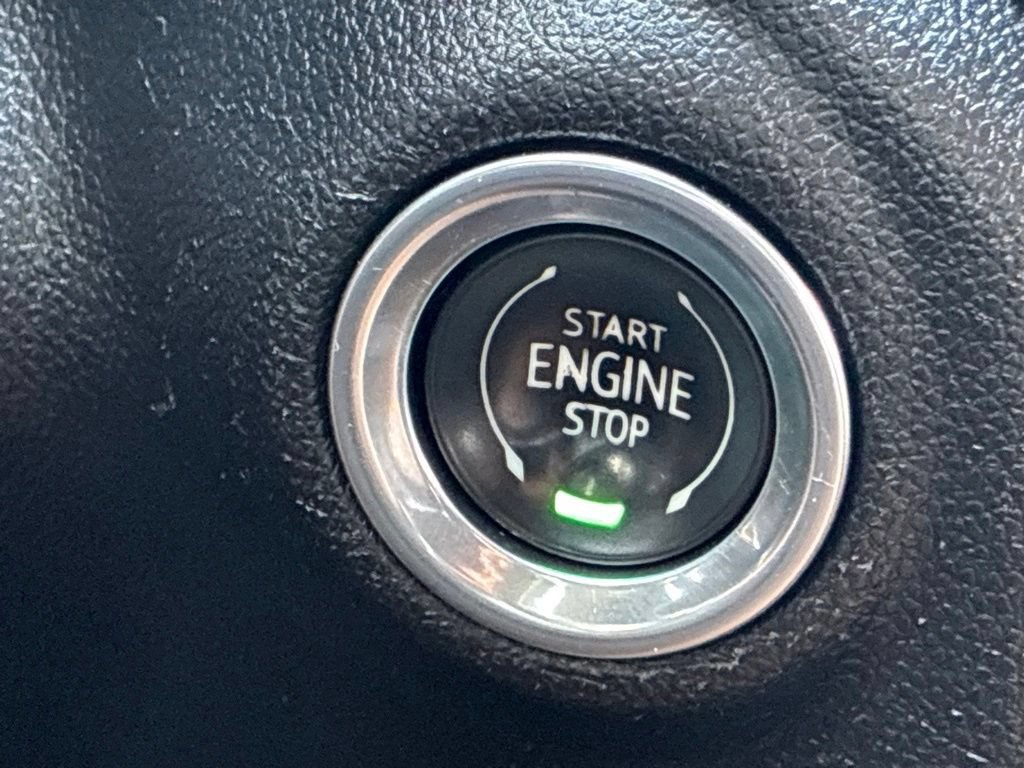 Used 2020 Chevrolet Silverado 2500 LT w/ All Star Edition AWD/4WD image 32