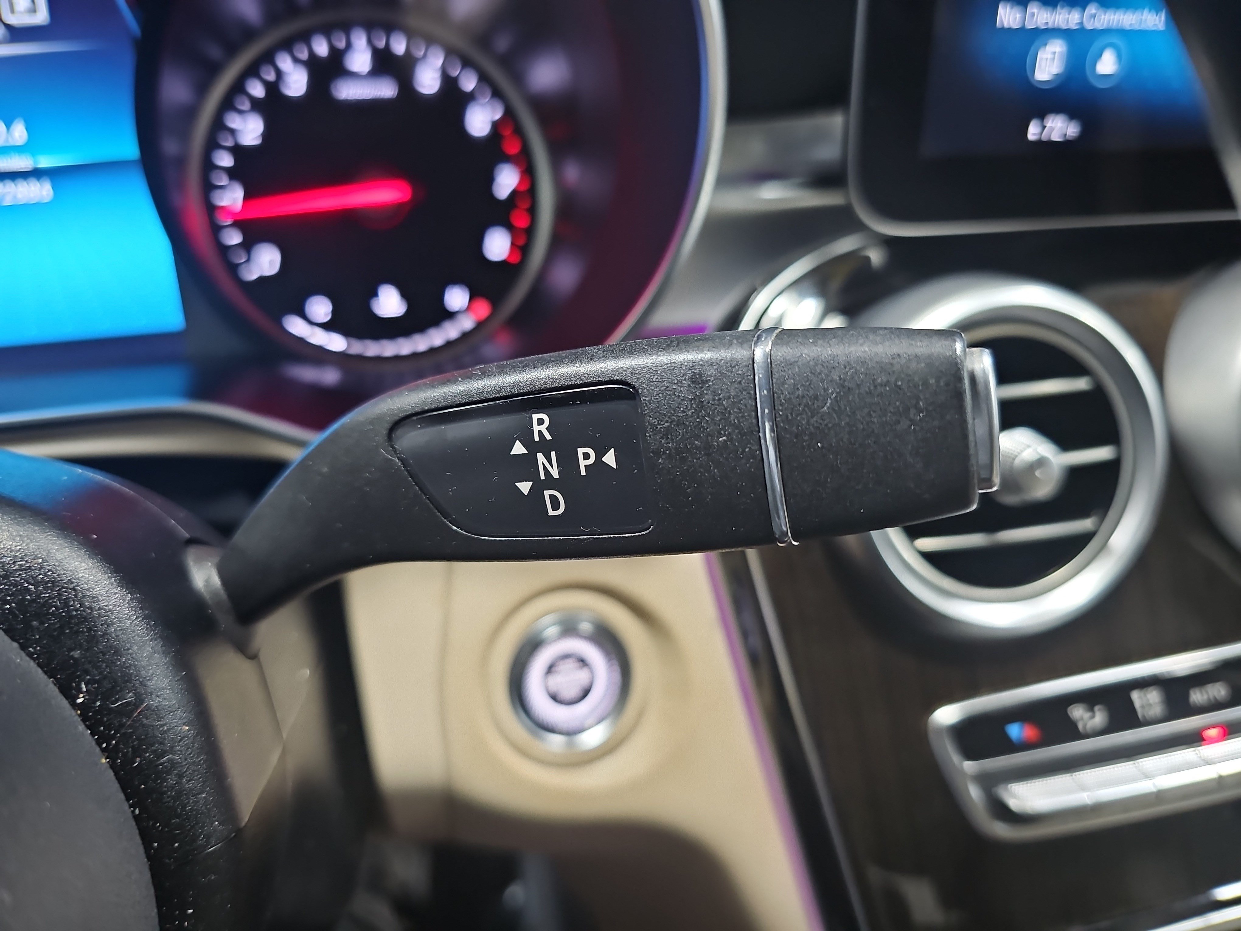 Used 2021 Mercedes-Benz GLC 300 image 24