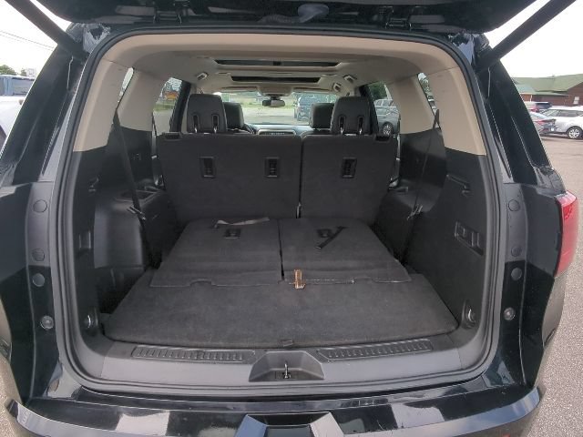 Used 2018 GMC Acadia Denali w/ Technology Package AWD/4WD image 36