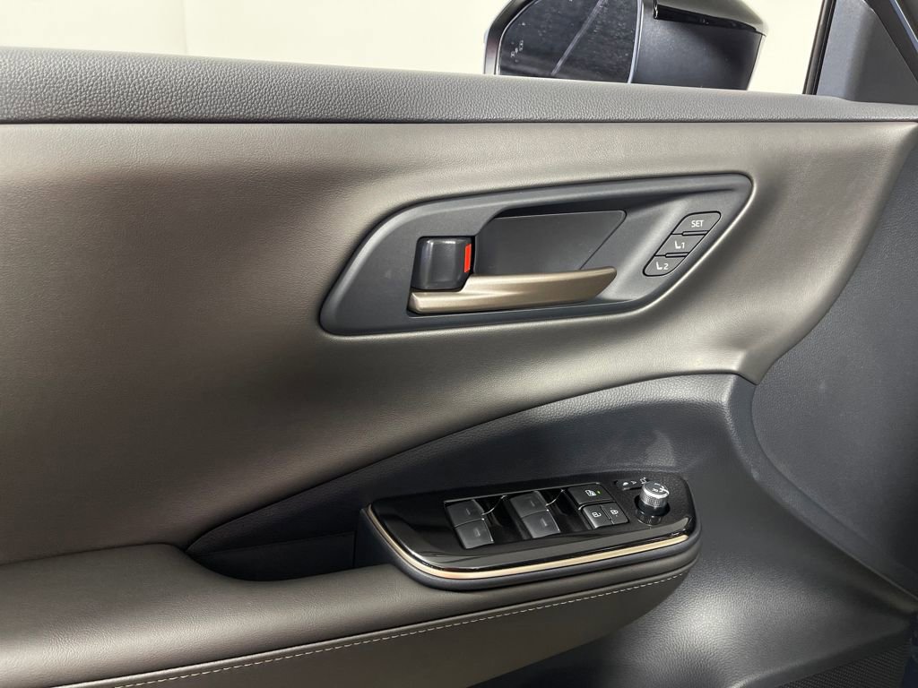 New 2026 Toyota Crown Nightshade image 16