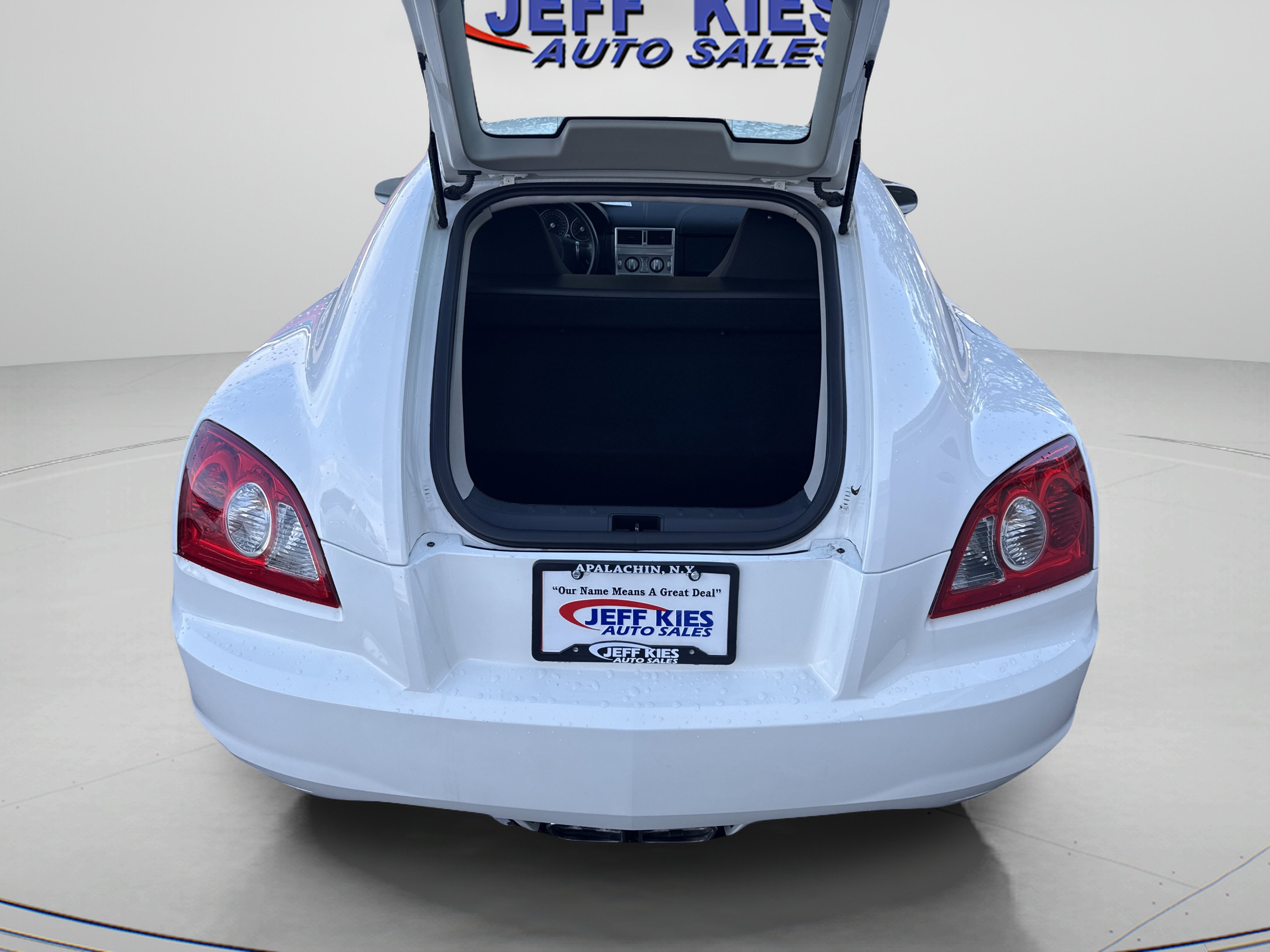 Used 2004 Chrysler Crossfire Coupe image 6