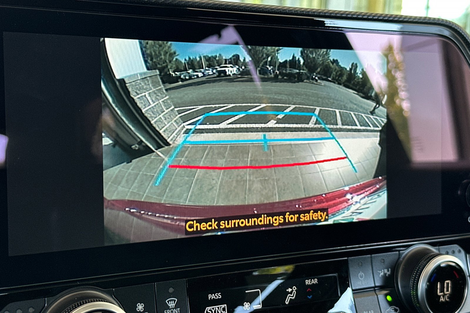 New 2025 Toyota Highlander XSE image 18