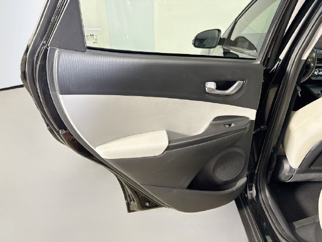 Used 2023 Hyundai Kona SEL w/ Convenience Package FWD image 25