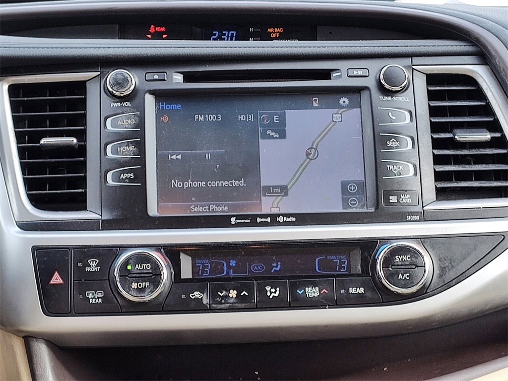 Used 2019 Toyota Highlander SE image 29