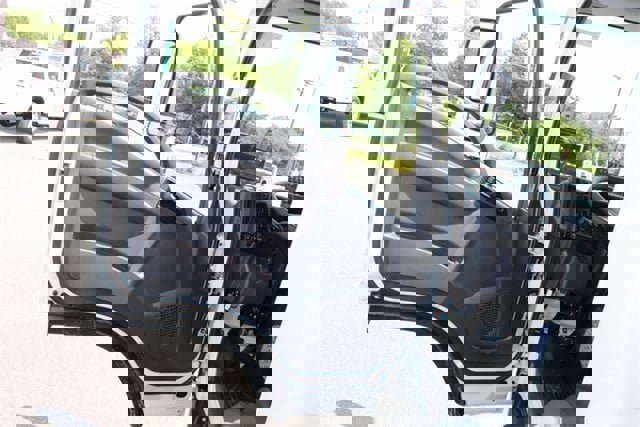 New 2024 Chevrolet Low Cab Forward image 19