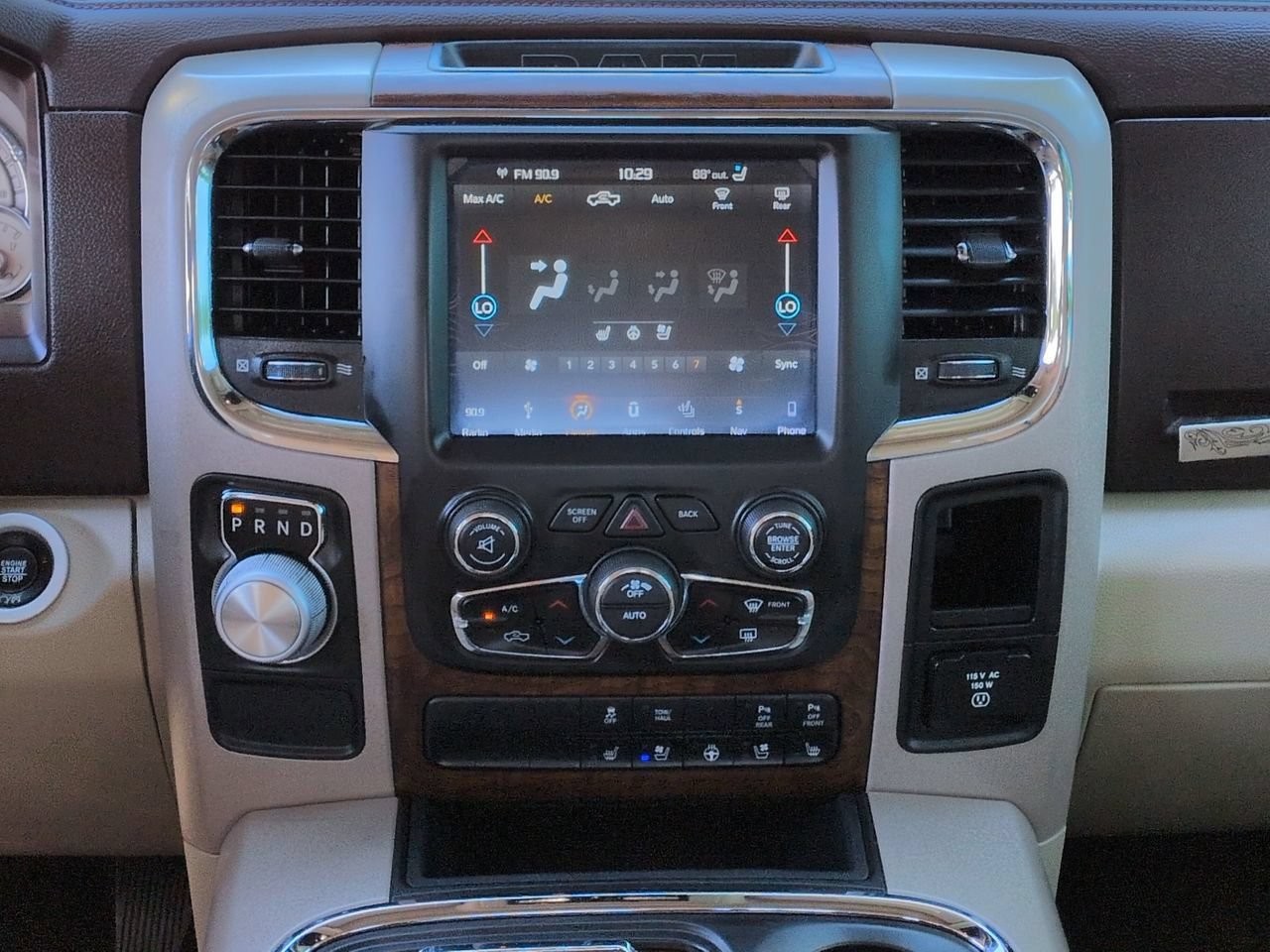 Used 2018 RAM 1500 Laramie Longhorn w/ Longhorn Southfork Package RWD image 17
