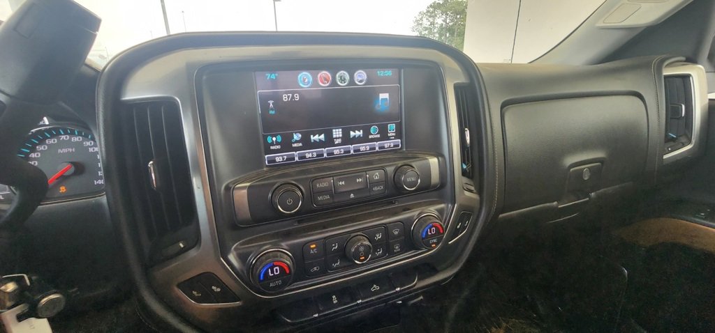 Used 2018 Chevrolet Silverado 1500 LTZ image 11