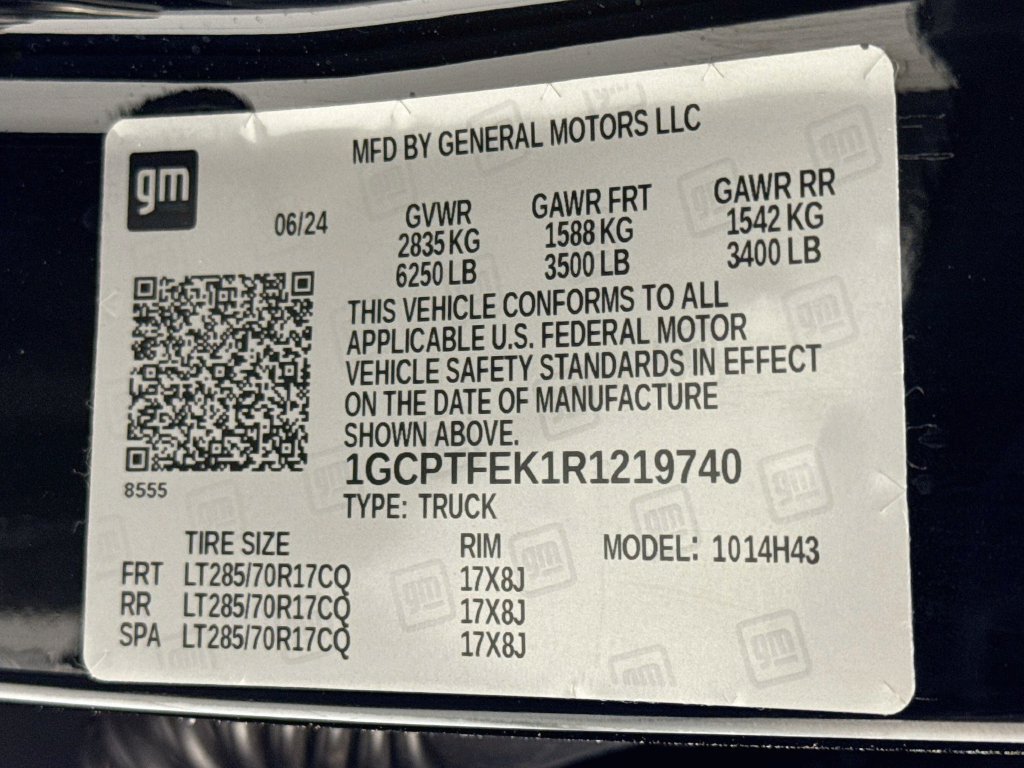 Used 2024 Chevrolet Colorado ZR2 w/ ZR2 Convenience Package III AWD/4WD image 34