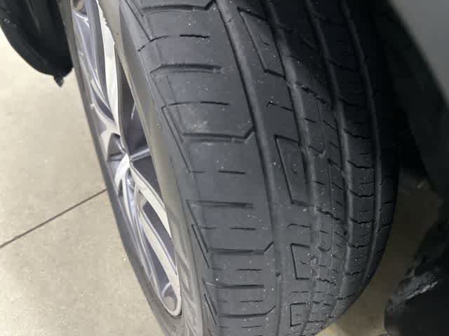 Used 2018 Honda Pilot Touring image 30