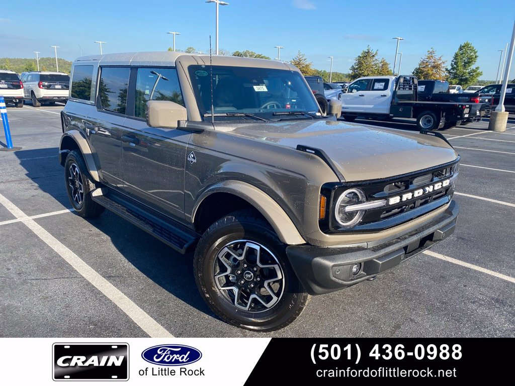 New 2026 Ford Bronco Outer Banks AWD/4WD image 1