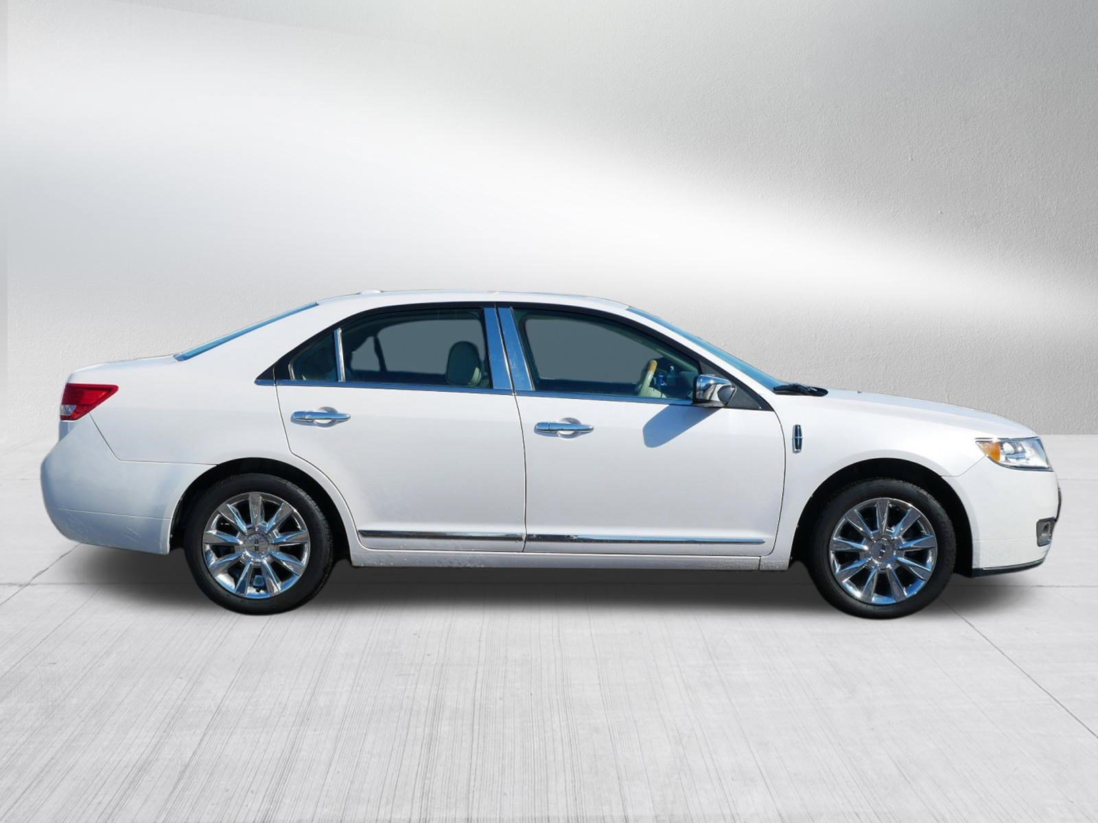 Used 2012 Lincoln MKZ FWD image 8