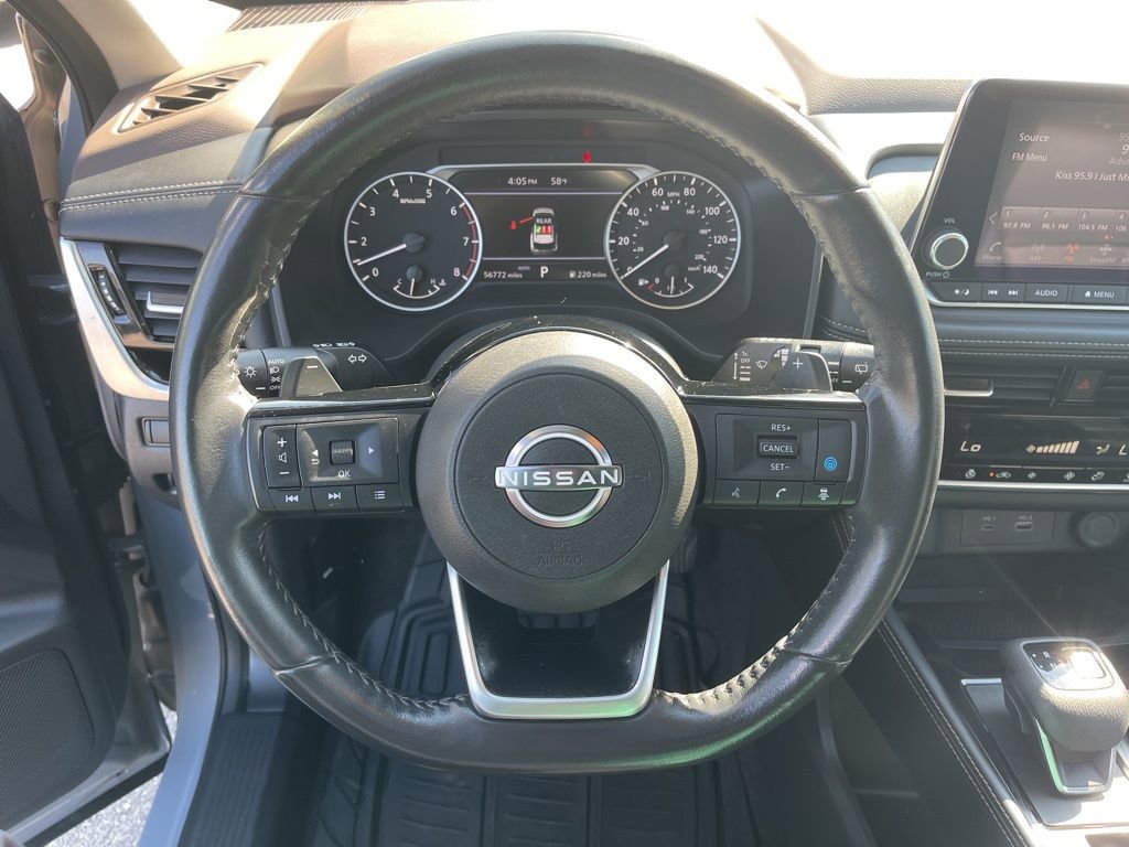 Used 2023 Nissan Rogue SL image 15