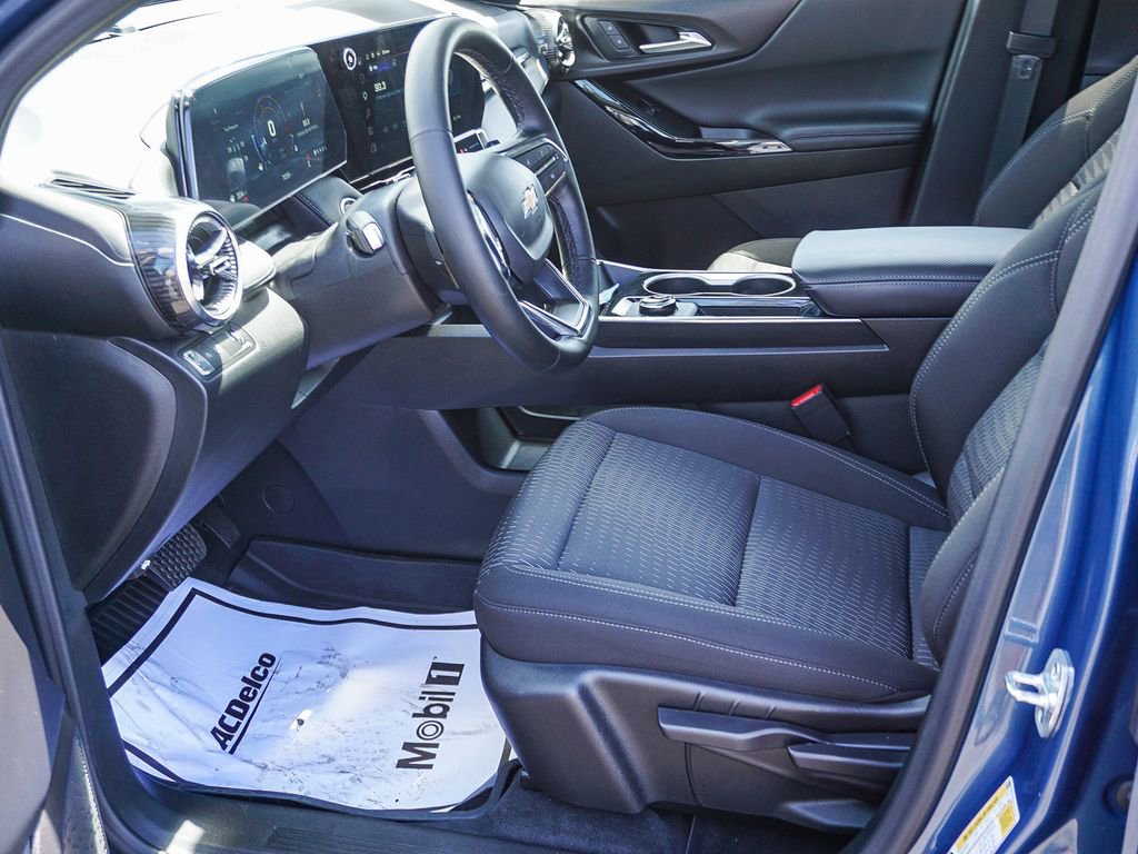 Used 2026 Chevrolet Equinox LT w/ LPO, Floor Liner Package image 17