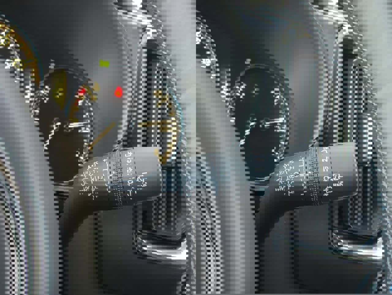 Used 2025 MAZDA CX-50 2.5 Hybrid w/ Premium Plus Pkg image 25