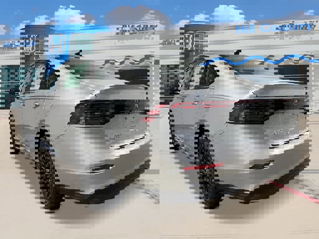 New 2025 Honda Accord SE image 3