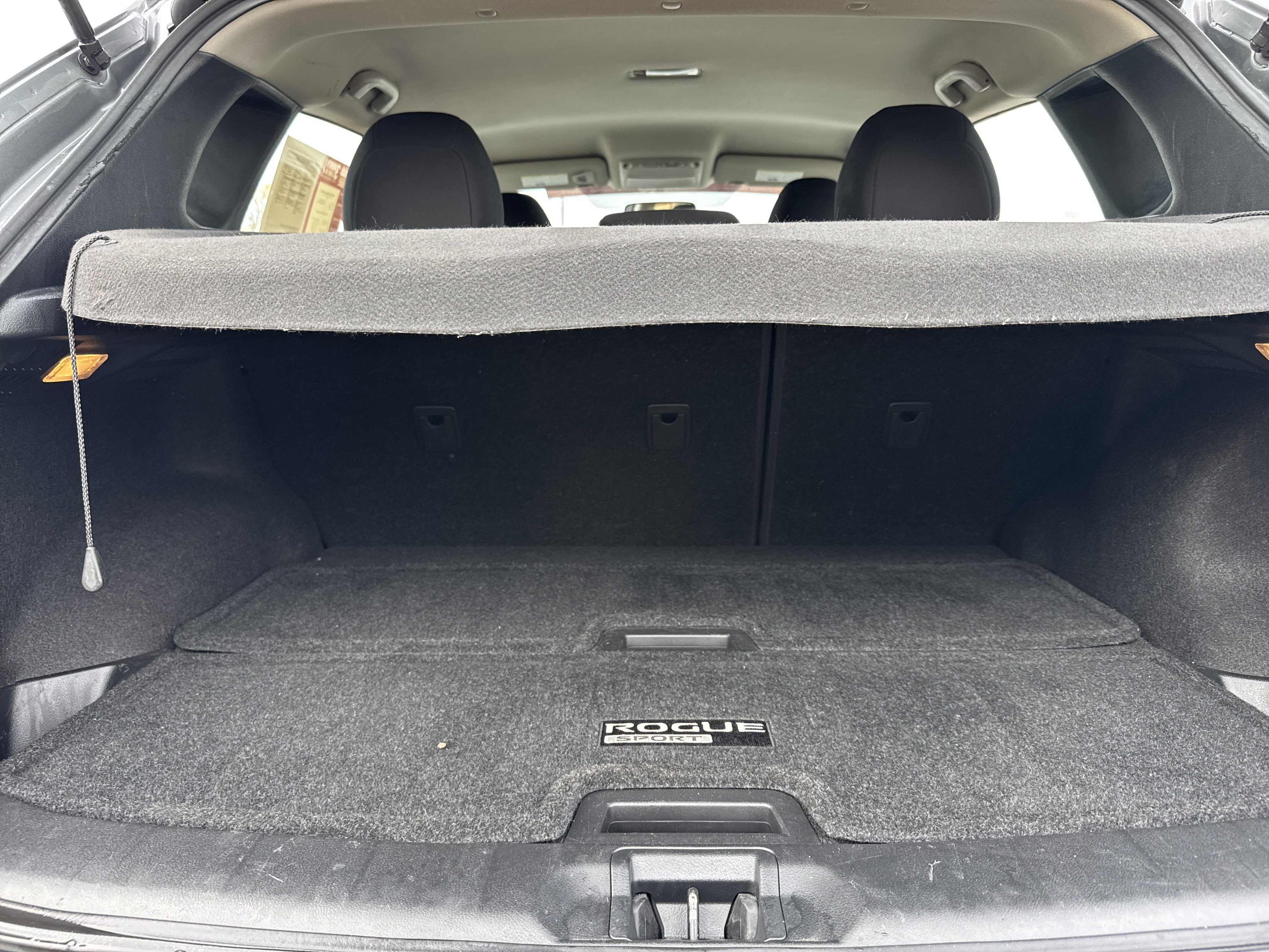 Used 2019 Nissan Rogue Sport S image 30