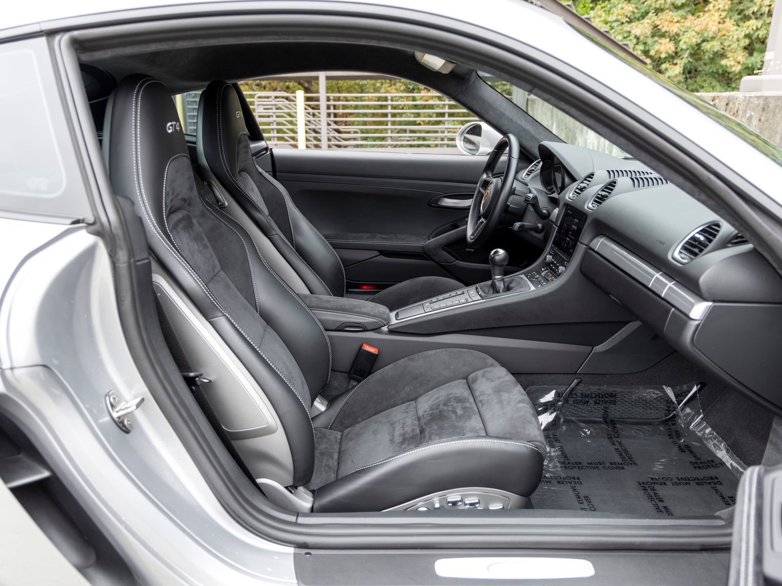 Certified 2020 Porsche 718 Cayman GT4 RWD image 58