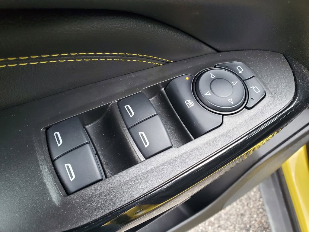 Used 2025 Chevrolet Trax ACTIV FWD image 9