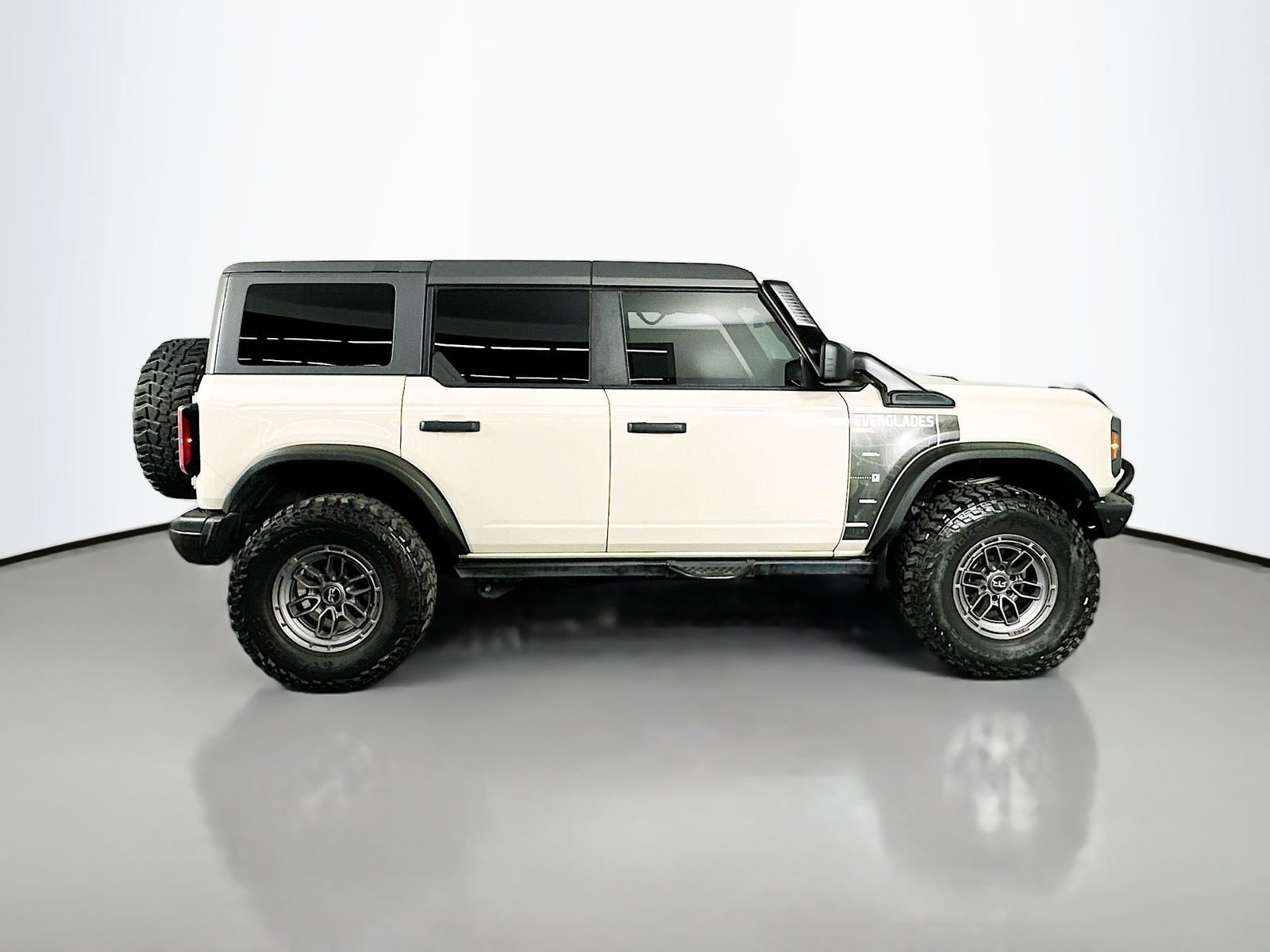 Used 2022 Ford Bronco Everglades AWD/4WD image 8