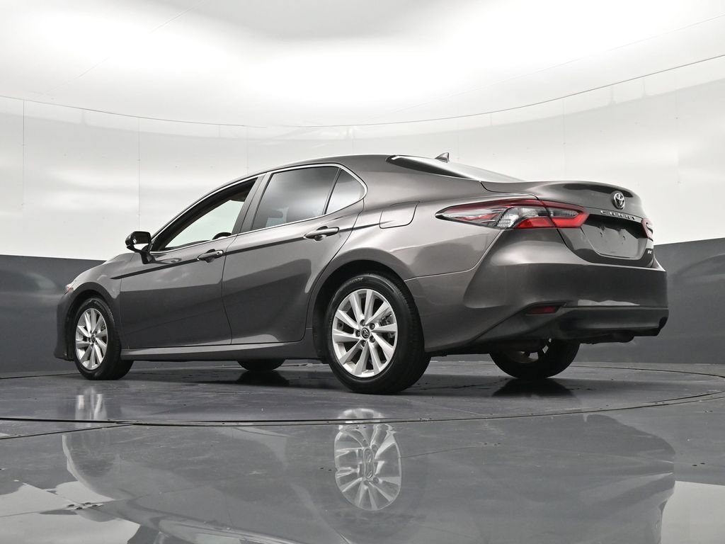 Used 2023 Toyota Camry LE FWD image 28
