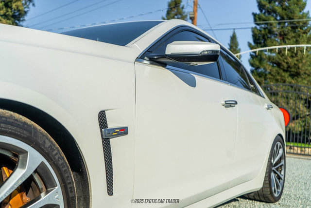 Used 2018 Cadillac CTS V w/ Luxury Package image 84