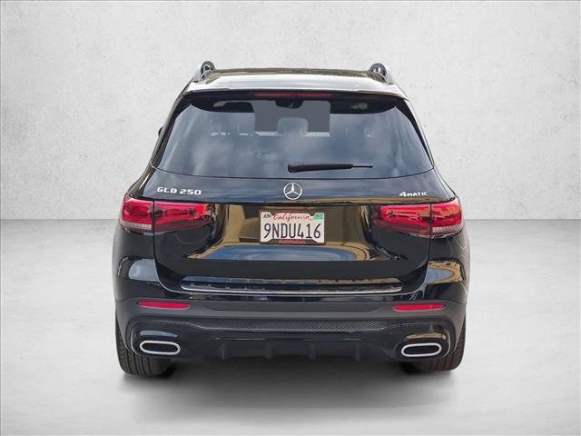 Used 2023 Mercedes-Benz GLB 250 4MATIC image 7