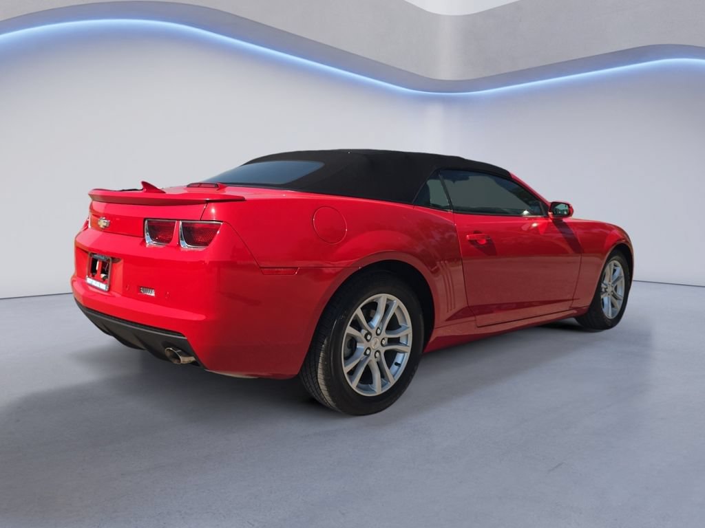 Used 2013 Chevrolet Camaro LT RWD image 6