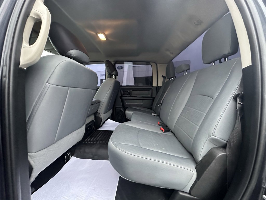 Used 2019 RAM 1500 Express image 12