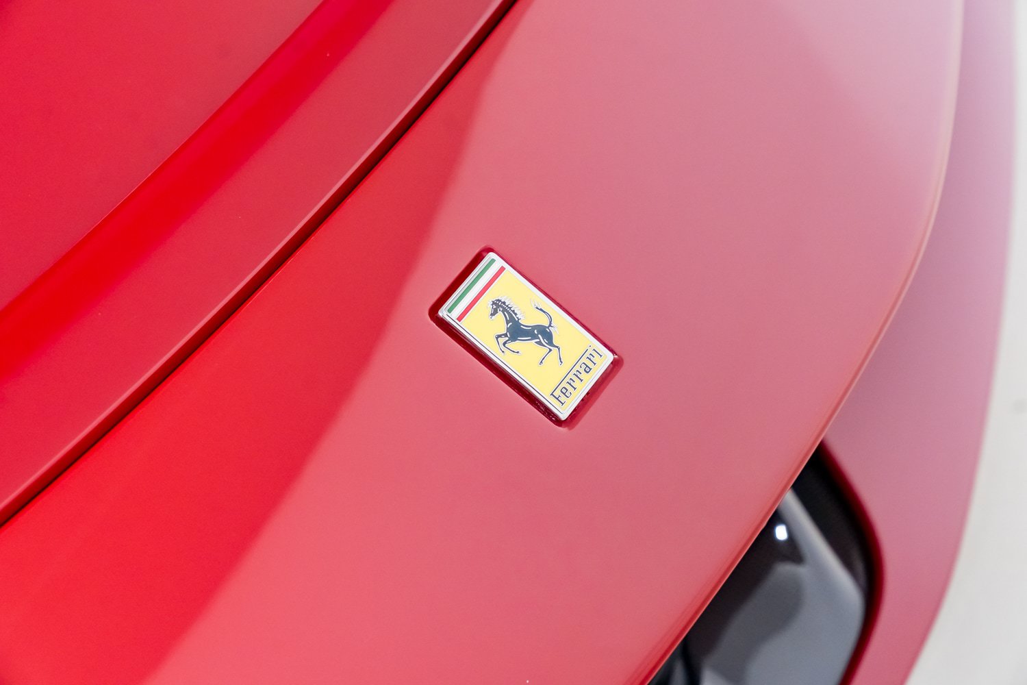 Used 2023 Ferrari SF90 Spider AWD/4WD image 49
