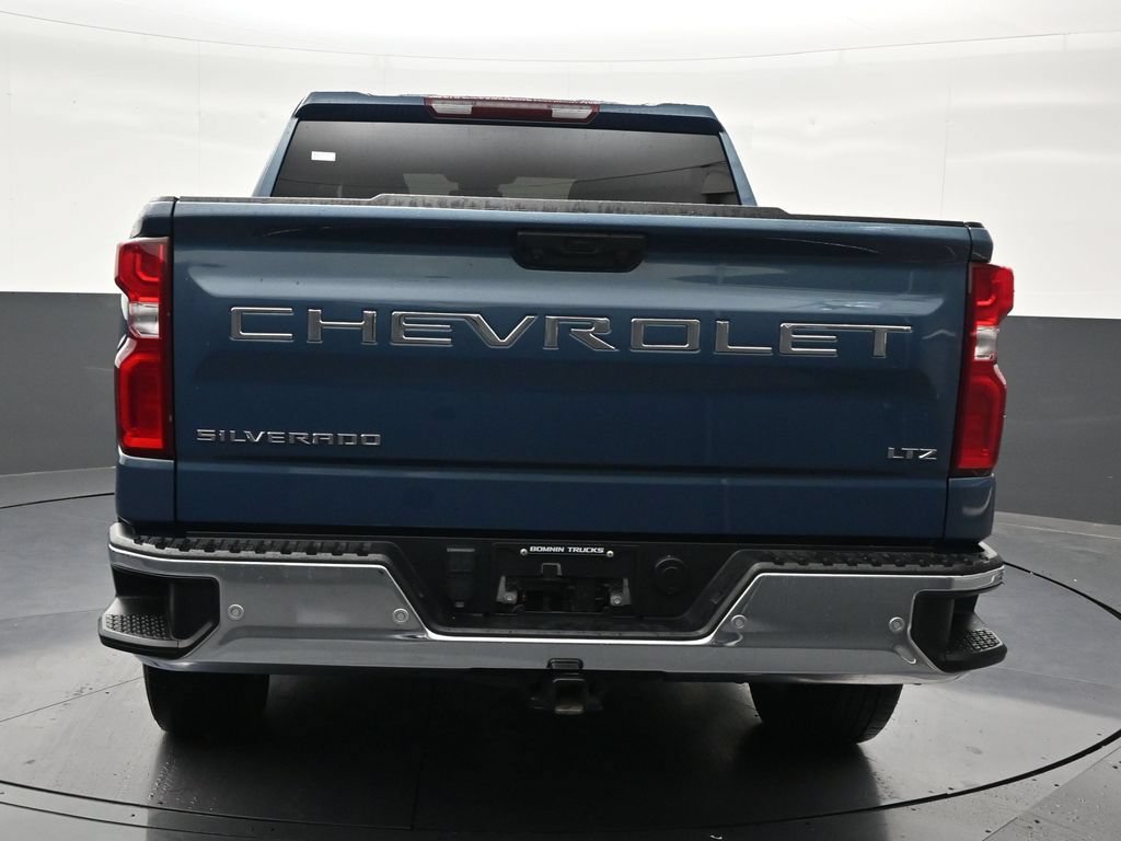 Used 2024 Chevrolet Silverado 1500 LTZ RWD image 4