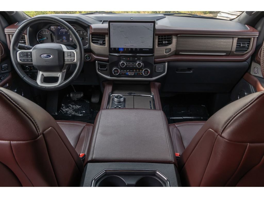 Used 2024 Ford Expedition Max Limited image 12