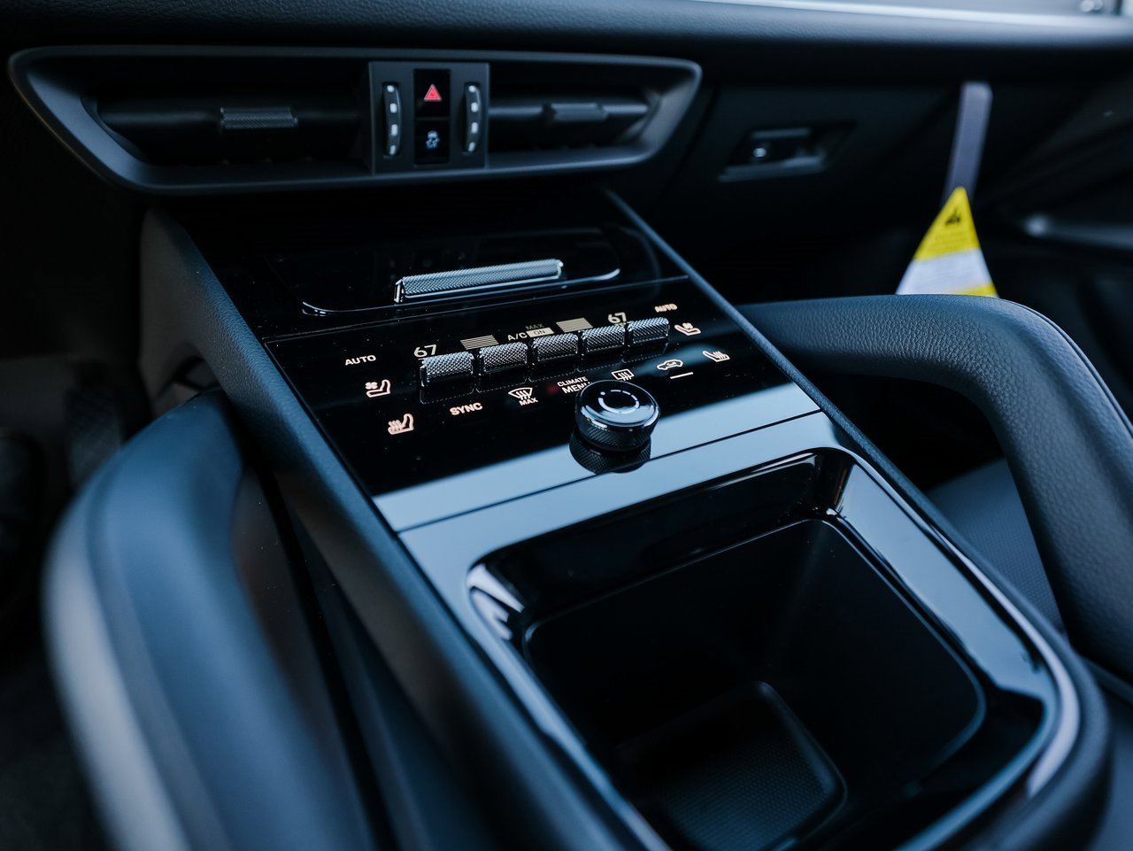 New 2025 Porsche Cayenne E-Hybrid image 20