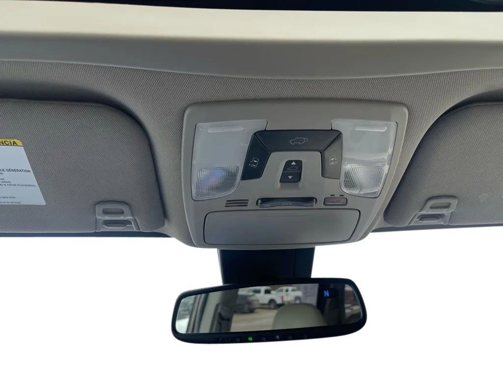 Used 2019 Toyota Sienna XLE image 28