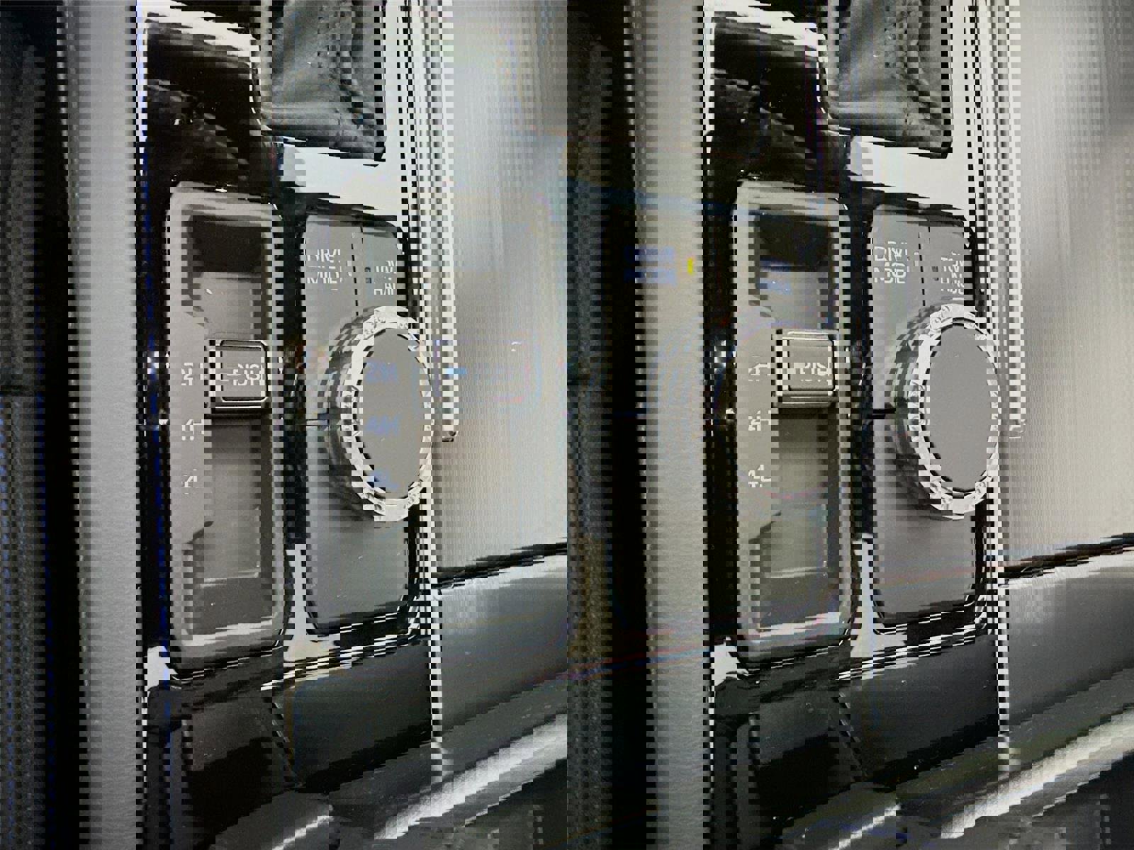 New 2025 Toyota Tundra Platinum image 29