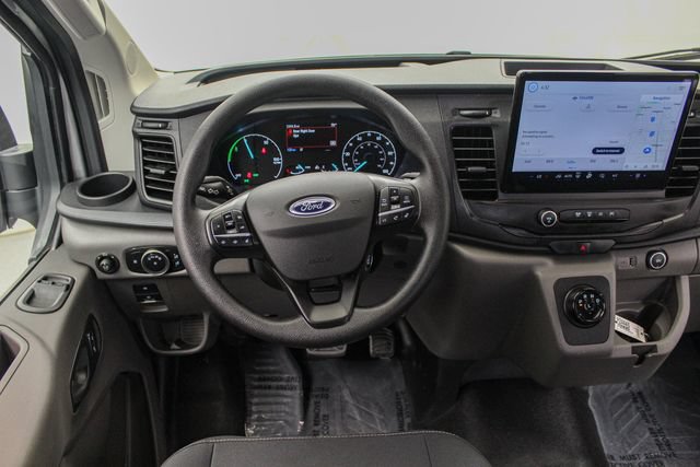 Certified 2023 Ford E-Transit Low Roof RWD image 22