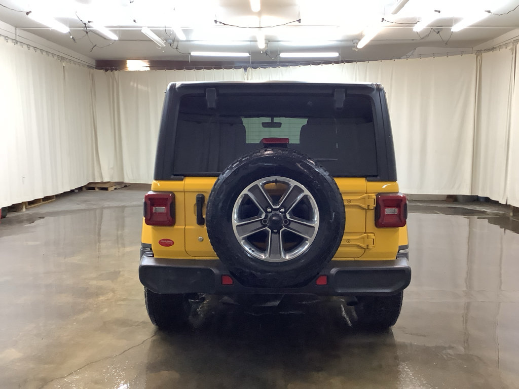 Used 2020 Jeep Wrangler Unlimited Sahara AWD/4WD image 7