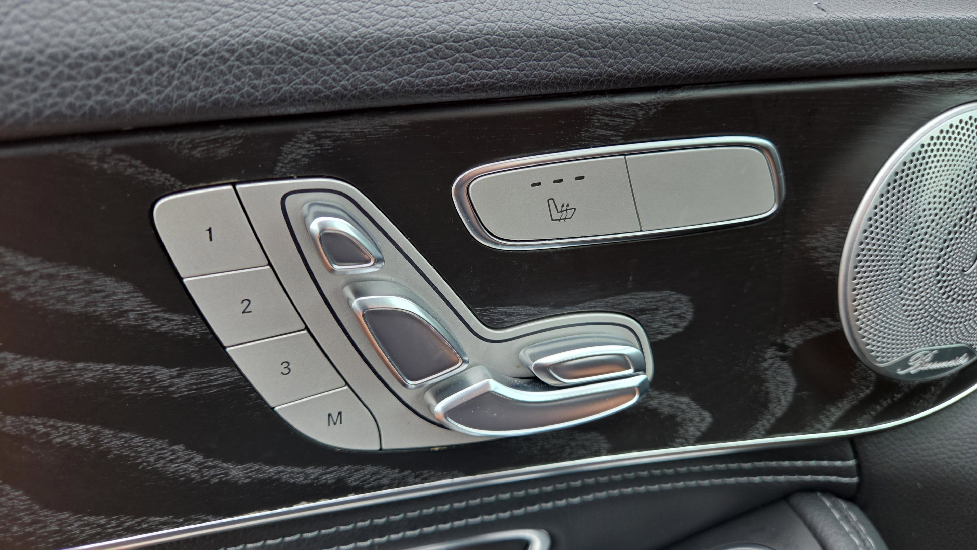 Used 2015 Mercedes-Benz C 300 4MATIC Sedan image 39