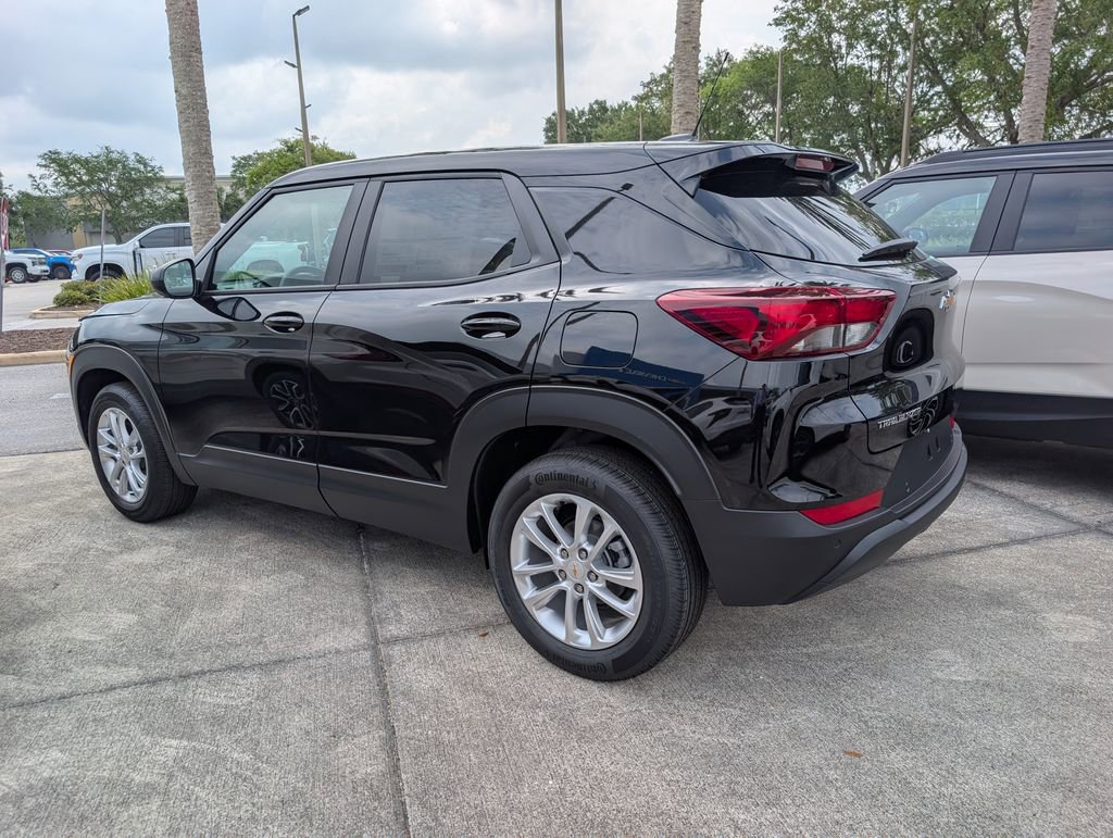 New 2026 Chevrolet TrailBlazer LS w/ LS Convenience Package FWD image 5