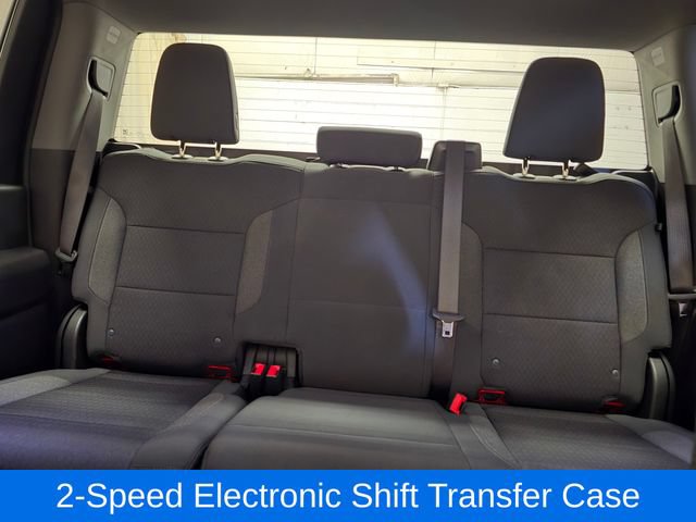 Used 2024 Chevrolet Silverado 2500 Custom w/ Custom Convenience Package AWD/4WD image 25