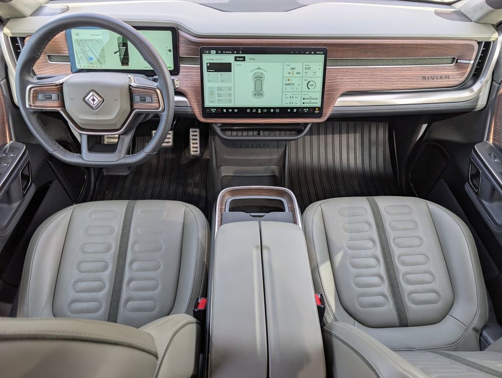 Used 2024 Rivian R1S Adventure AWD/4WD image 22