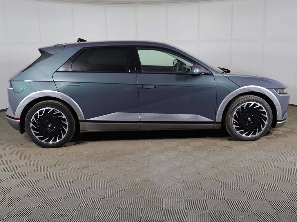 Used 2022 Hyundai Ioniq 5 Limited AWD/4WD image 19