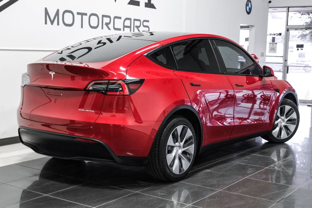 Used 2021 Tesla Model Y Long Range AWD/4WD image 9