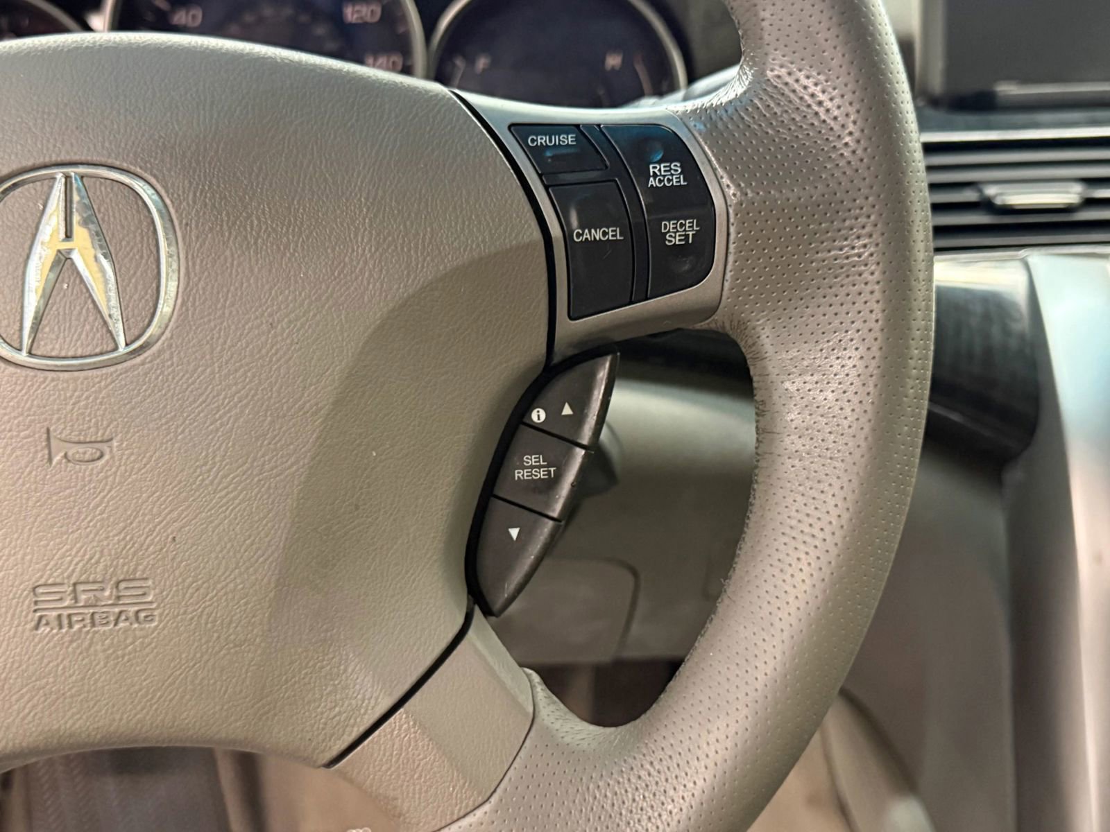 Used 2010 Acura RL AWD/4WD image 25
