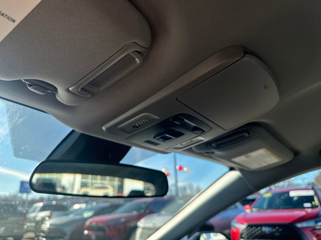 Used 2023 Toyota Camry LE image 29