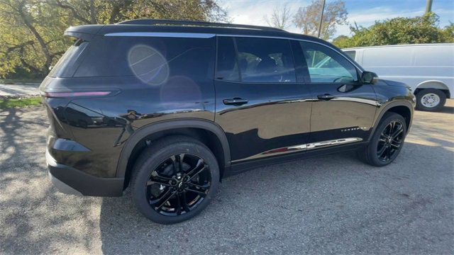 New 2026 Chevrolet Traverse LT w/ Driver Confidence Package image 2