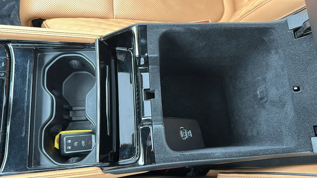 Used 2024 Jeep Grand Cherokee L Summit image 26